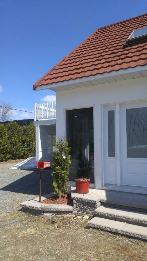 La Maison Du Village, Spa Shawinigan Exteriör bild