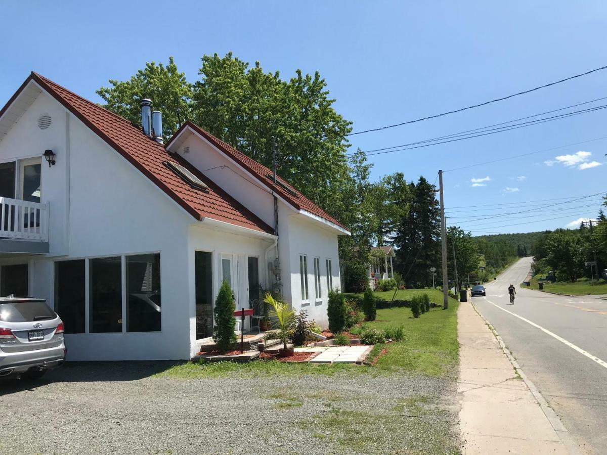 La Maison Du Village, Spa Shawinigan Exteriör bild